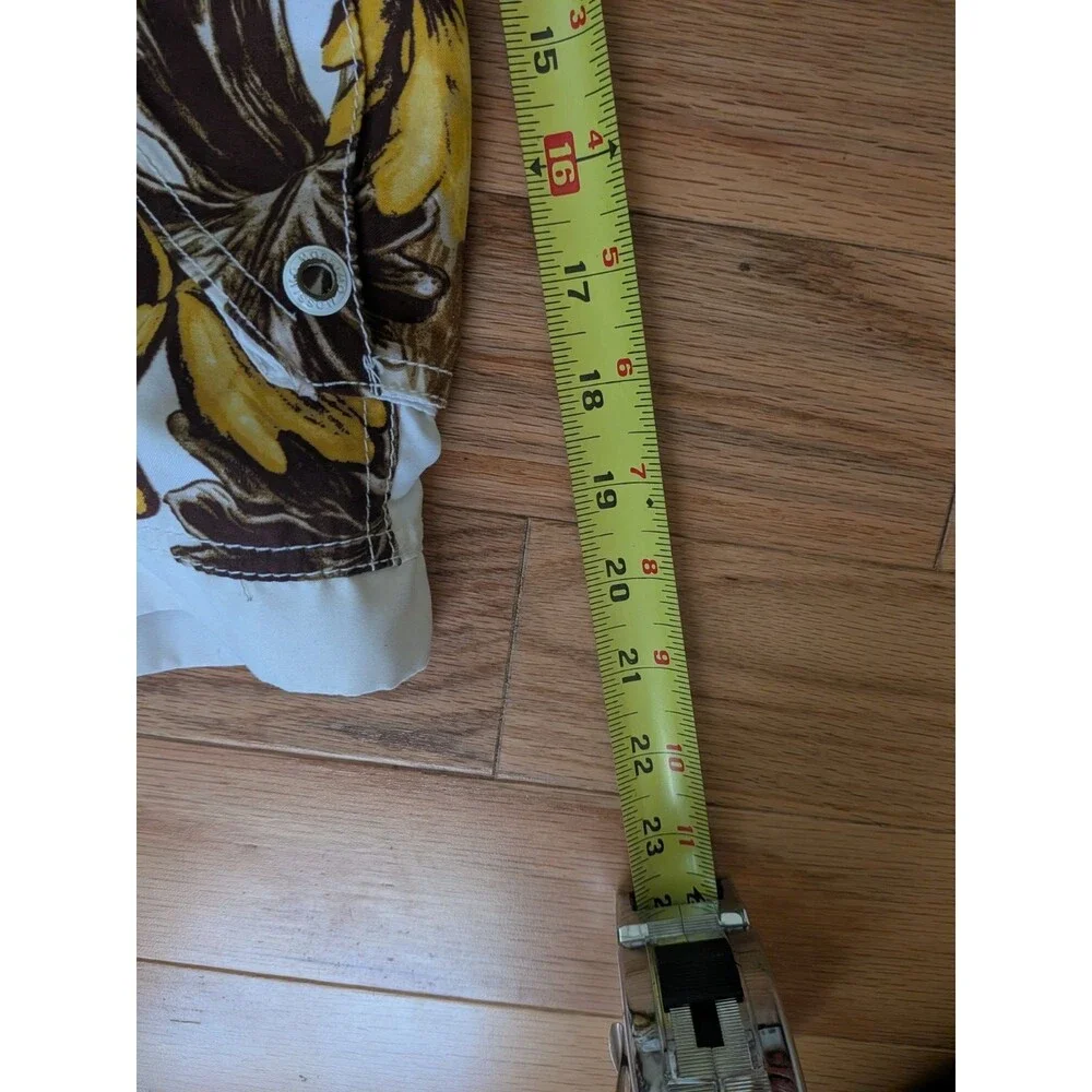 Vintage Mossimo Boardshorts Lined Size Medium Yellow Brown Floral Lined